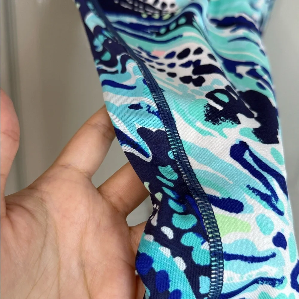 Lilly Pulitzer Blue and Teal Leggings| Medium - Picture 8 of 9